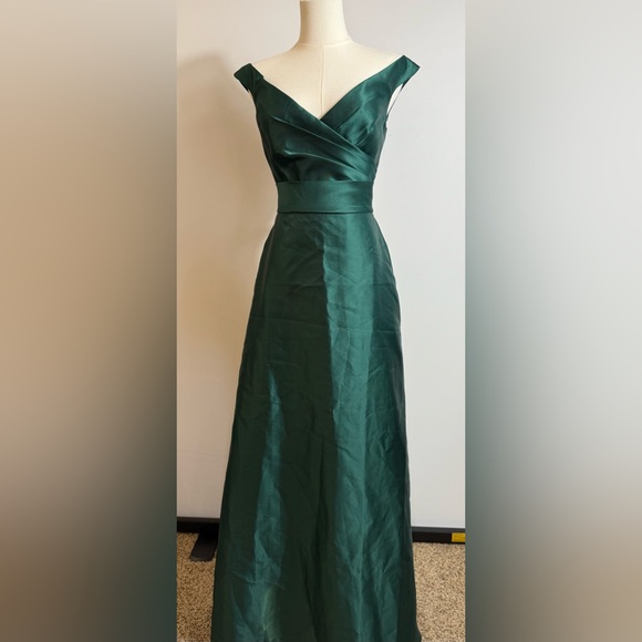 New! Alfred‎ Sung D811S Hunter Green Off Shoulder Draped Wrap Satin Maxi Dress - Picture 3 of 5